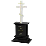 Вертикальный памятник "Славящий Бога" 10