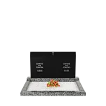 Горизонтальный памятник "Черта"