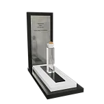 Памятник из стекла "Луч в сумрачном небе" 9