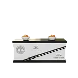 Горизонтальный памятник "Поддержка и Опора"