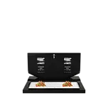 Горизонтальный памятник "Теорема"