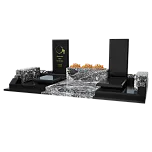 Мемориальный комплекс на могилу "Безмолвие"