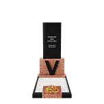 Памятник военному и участнику СВО "Вера"