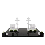 Мемориальный комплекс на могилу "Два Мира"