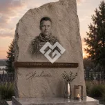 Памятник военному и участнику СВО "Шрам на камне" 3