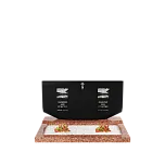 Горизонтальный памятник "Теорема"