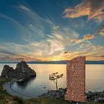 Памятник на могилу "Прилив"