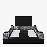 Мемориальный комплекс на могилу "Рассвет"