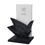 Вертикальный памятник "Полет Души"