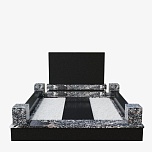 Мемориальный комплекс на могилу "Рассвет"