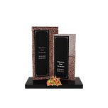 Горизонтальный памятник "Книга перемен"