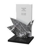 Вертикальный памятник "Полет Души"